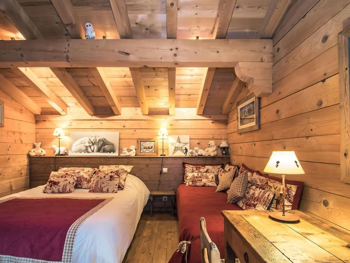 Chalet 4 Etoiles Avec Wifi Et Parking Proche Du Centre A Chamonix - Fr-1-343-224