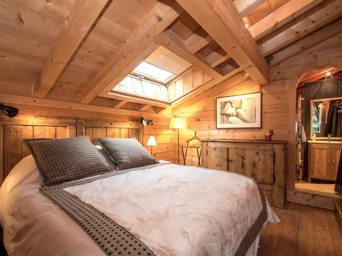 Chalet 4 Etoiles Avec Wifi Et Parking Proche Du Centre A Chamonix - Fr-1-343-224