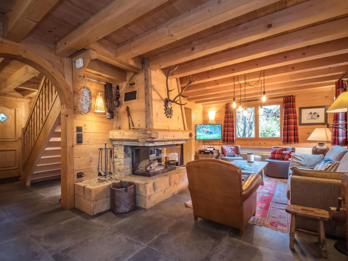 Chalet 4 Etoiles Avec Wifi Et Parking Proche Du Centre A Chamonix - Fr-1-343-224